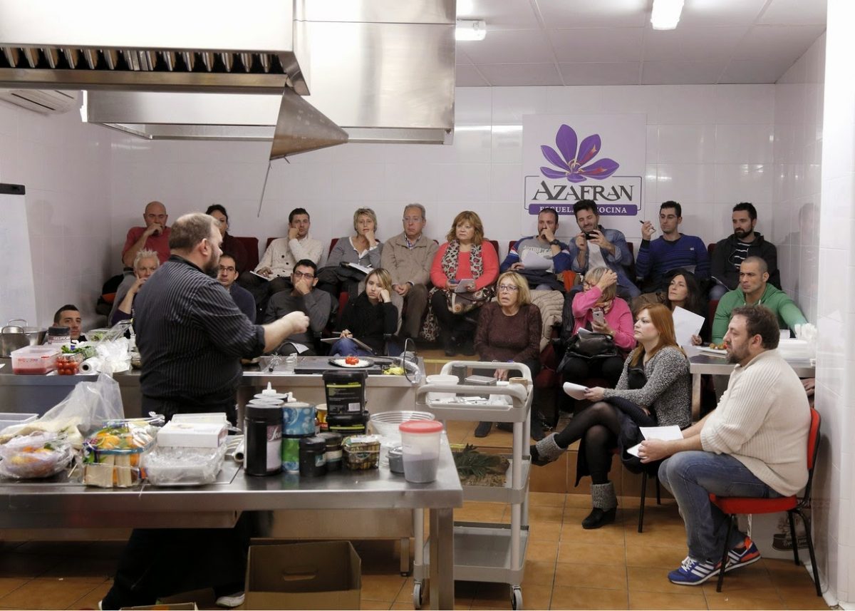 Curso de formación en la Escuela de Cocina Azafrán