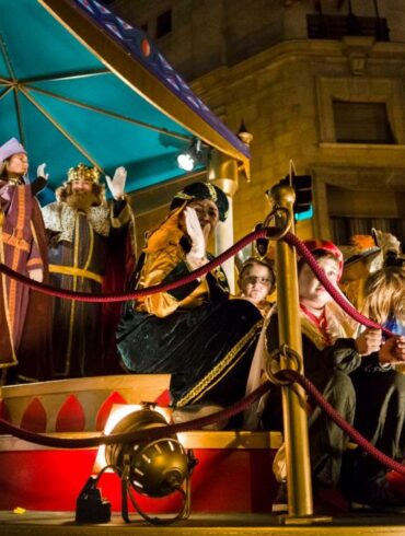 Cabalgata de Reyes 2020 - Navidad en Zaragoza 2022