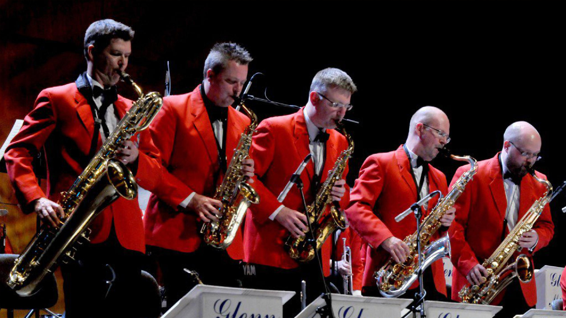 THE GLENN MILLER ORCHESTRA- CONCIERTO APLAZADO -